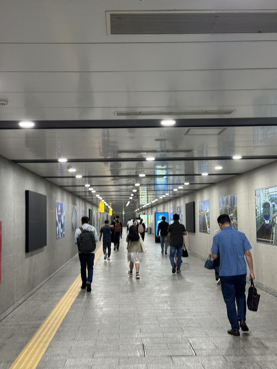 Ba Son역 지하도 복도